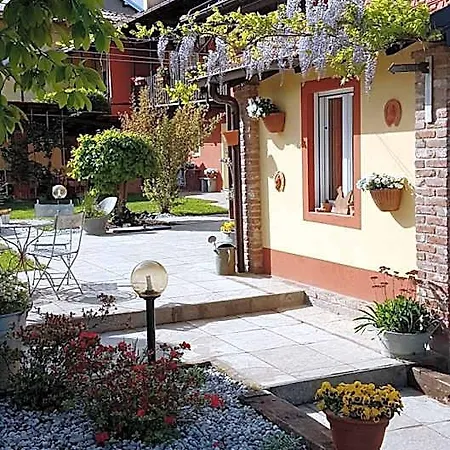 La Cascina Di Monia E Mario 3*
