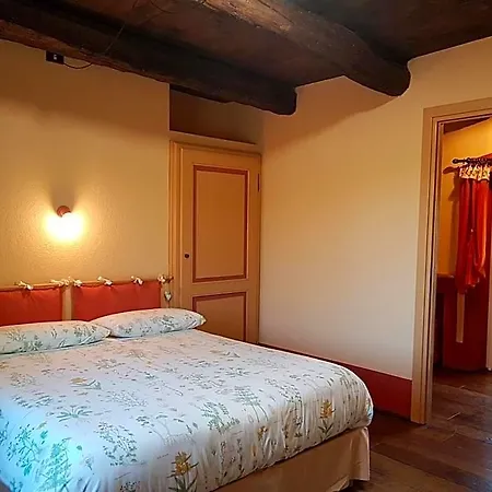 La Cascina Di Monia E Mario Nocleg ze śniadaniem