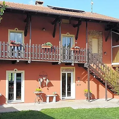 Nocleg ze śniadaniem La Cascina Di Monia E Mario 3*