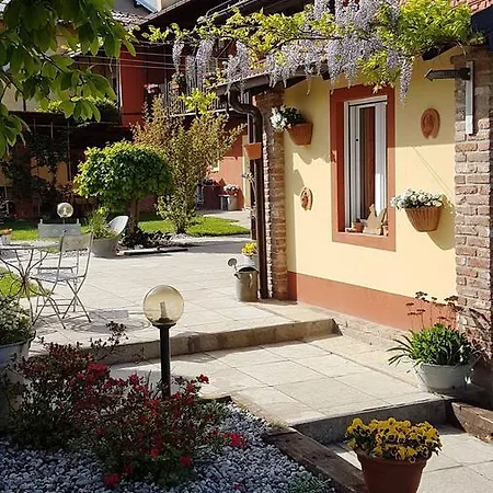 La Cascina Di Monia E Mario 3*