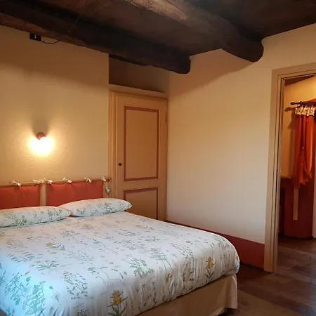 Bed & Breakfast La Cascina Di Monia E Mario Borgo Ticino