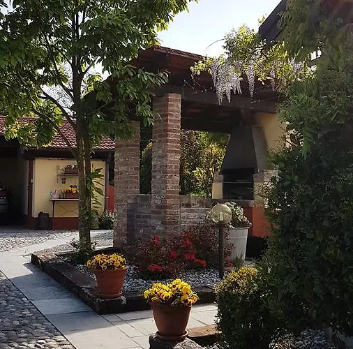 住宿加早餐酒店 La Cascina Di Monia E Mario Borgo Ticino